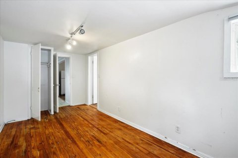 Commercial property in Winter Haven, Florida 5 bedrooms, 280.1 sq.m. № 2341772 - photo 26