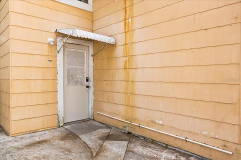 Commercial property in Winter Haven, Florida 5 bedrooms, 280.1 sq.m. № 2341772 - photo 19