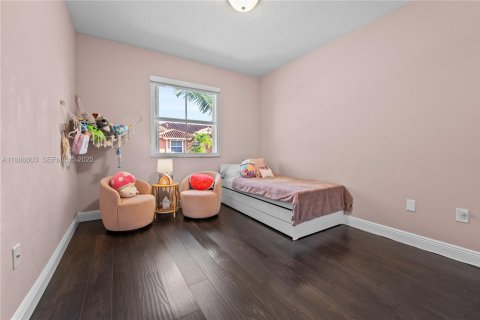 Adosado en venta en Miami, Florida, 3 dormitorios, 158.86 m2 № 1933940 - foto 26