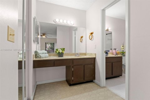 Adosado en venta en Miami, Florida, 2 dormitorios, 114.27 m2 № 2027826 - foto 25