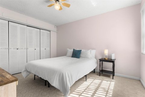 Adosado en venta en Miami, Florida, 2 dormitorios, 114.27 m2 № 2027826 - foto 27