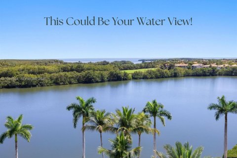 Condo in Coral Gables, Florida, 3 bedrooms  № 2033289