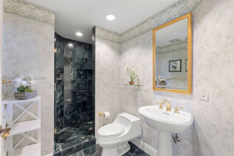 Condo in Coral Gables, Florida, 3 bedrooms  № 2033289 - photo 21