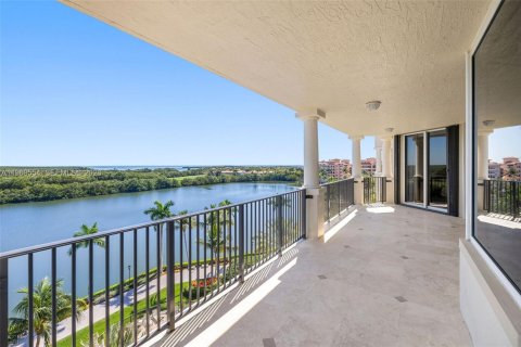 Condo in Coral Gables, Florida, 3 bedrooms  № 2033289 - photo 8