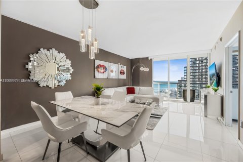 Condominio en venta en Miami, Florida, 2 dormitorios, 88.54 m2 № 2183935 - foto 2