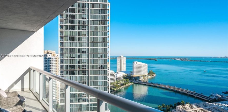 Condominio en Miami, Florida, 2 dormitorios № 2183935