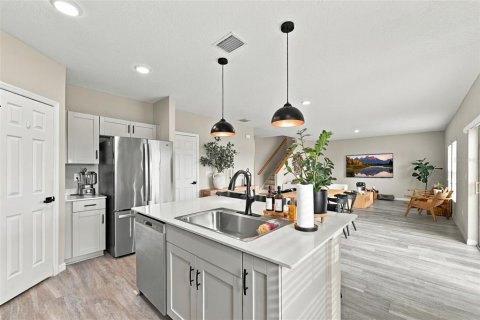 Villa ou maison à louer à Riverview, Floride: 5 chambres, 229.47 m2 № 2409906 - photo 12