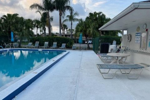 Copropriété à vendre à Oldsmar, Floride: 2 chambres, 101.64 m2 № 1761543 - photo 28
