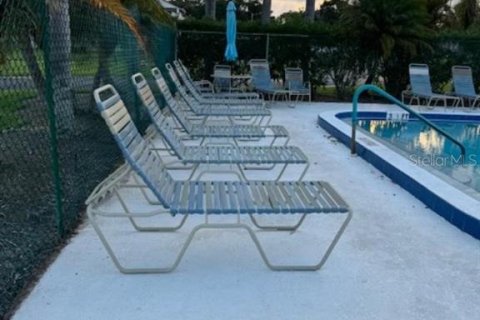 Copropriété à vendre à Oldsmar, Floride: 2 chambres, 101.64 m2 № 1761543 - photo 30