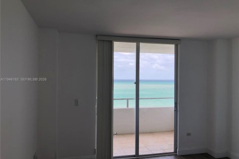 Copropriété à louer à Miami Beach, Floride: 2 chambres, 97.36 m2 № 2002869 - photo 9