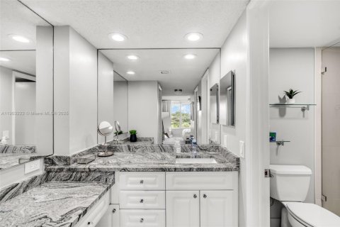 Condominio en alquiler en Pompano Beach, Florida, 2 dormitorios, 150.5 m2 № 1954364 - foto 16