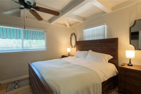 Villa ou maison à louer à Sarasota, Floride: 2 chambres, 114.64 m2 № 2156099 - photo 10