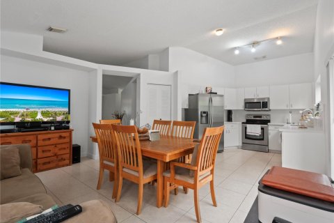 House in Pembroke Pines, Florida 3 bedrooms, 163.88 sq.m. № 1983279 - photo 22