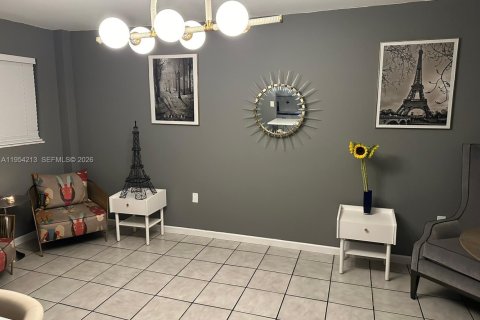 Квартира в Майами-Бич, Флорида 1 спальня, 61.97м2 № 2008972