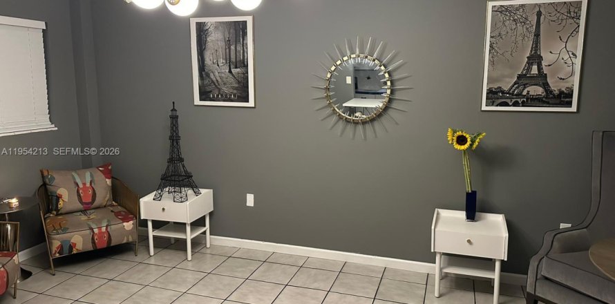 Квартира в Майами-Бич, Флорида 1 спальня, 61.97м2 № 2008972