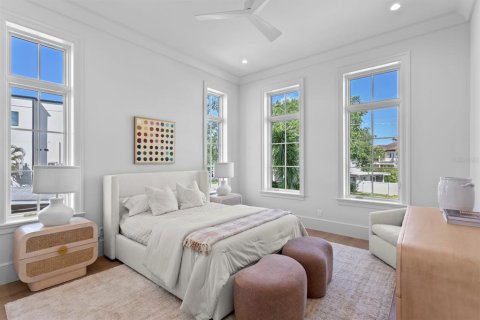 Villa ou maison à vendre à Tampa, Floride: 5 chambres, 632.66 m2 № 2097573 - photo 28