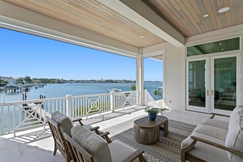 Villa ou maison à vendre à Tampa, Floride: 5 chambres, 632.66 m2 № 2097573 - photo 2