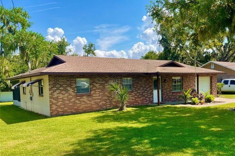 Casa en venta en Yalaha, Florida, 3 dormitorios, 122.07 m2 № 1918355 - foto 3