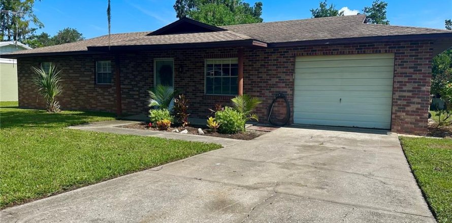 Villa ou maison à Yalaha, Floride 3 chambres, 122.07 m2 № 1918355