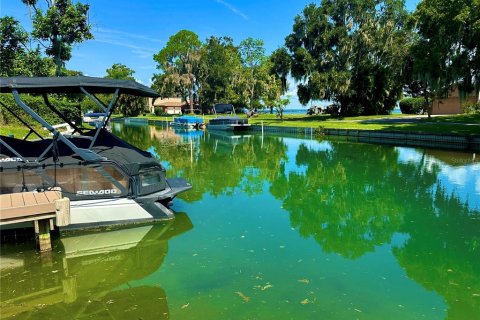 Casa en venta en Yalaha, Florida, 3 dormitorios, 122.07 m2 № 1918355 - foto 26