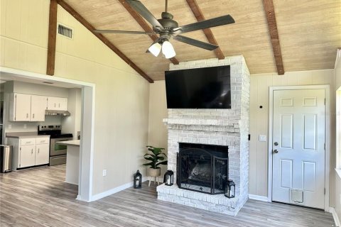 Casa en venta en Yalaha, Florida, 3 dormitorios, 122.07 m2 № 1918355 - foto 9