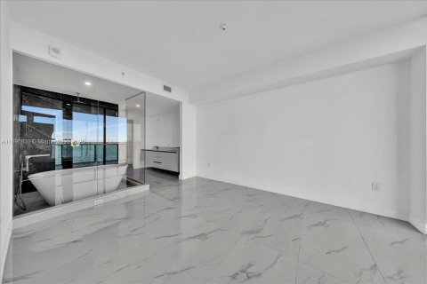 Copropriété à louer à Miami, Floride: 2 chambres, 143.53 m2 № 1950649 - photo 10