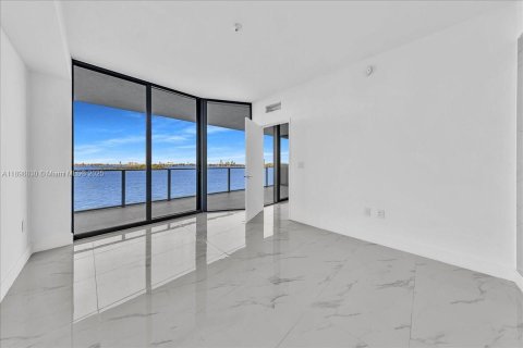 Copropriété à louer à Miami, Floride: 2 chambres, 143.53 m2 № 1950649 - photo 4
