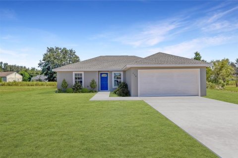 House in Dunnellon, Florida 3 bedrooms, 127.28 sq.m. № 1904859 - photo 1