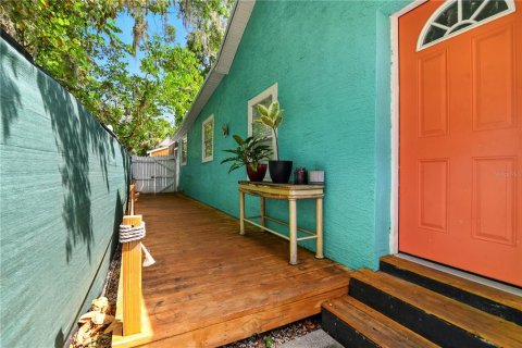 House in New Smyrna Beach, Florida 2 bedrooms, 80.64 sq.m. № 1778210 - photo 5