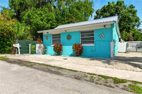 House in New Smyrna Beach, Florida 2 bedrooms, 80.64 sq.m. № 1778210 - photo 2