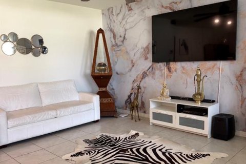 Casa en venta en Mount Dora, Florida, 3 dormitorios, 153.38 m2 № 2107714 - foto 8