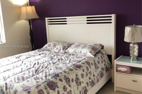 Adosado en alquiler en Hollywood, Florida, 2 dormitorios, 106.84 m2 № 2023447 - foto 21