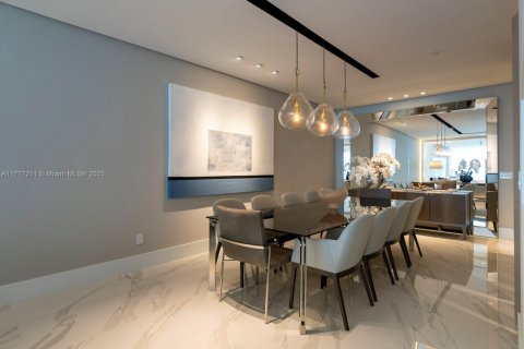 Condo in Bal Harbour, Florida, 3 bedrooms  № 1868438 - photo 7