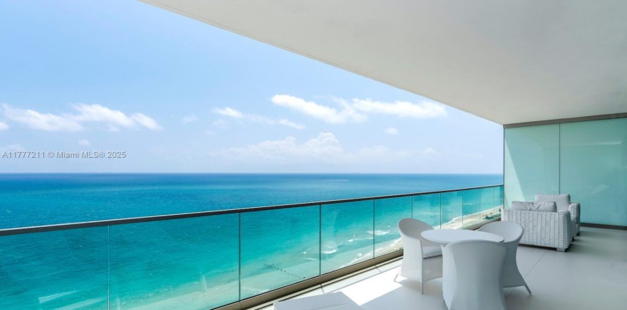 Condo in Bal Harbour, Florida, 3 bedrooms  № 1868438