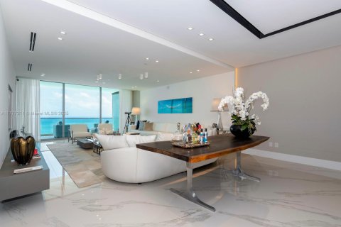 Condo in Bal Harbour, Florida, 3 bedrooms  № 1868438 - photo 6