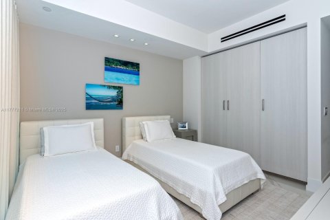 Condo in Bal Harbour, Florida, 3 bedrooms  № 1868438 - photo 29