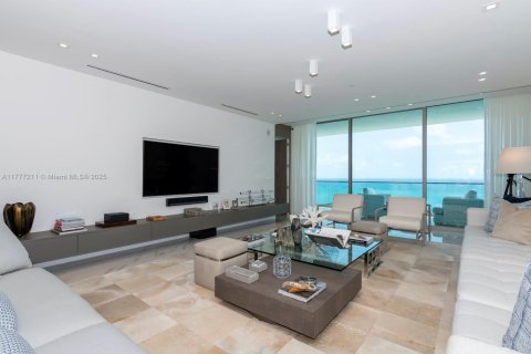 Condo in Bal Harbour, Florida, 3 bedrooms  № 1868438 - photo 4