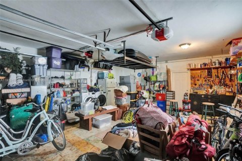 Villa ou maison à vendre à Coral Gables, Floride: 3 chambres, 191.01 m2 № 1969222 - photo 25