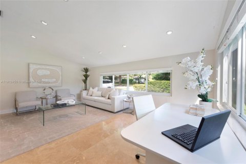 Villa ou maison à vendre à Coral Gables, Floride: 3 chambres, 191.01 m2 № 1969222 - photo 9