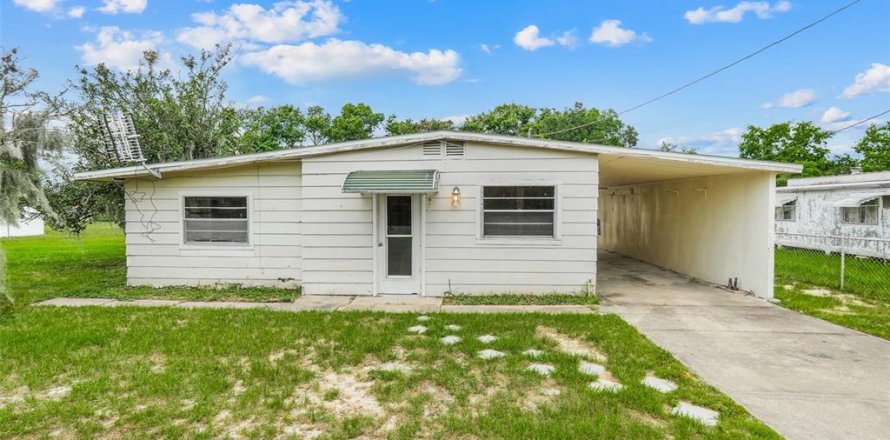 Casa en Leesburg, Florida 2 dormitorios, 105.91 m2 № 2109577