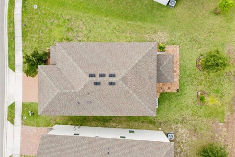 House in Davenport, Florida 4 bedrooms, 226.68 sq.m. № 2236754 - photo 5