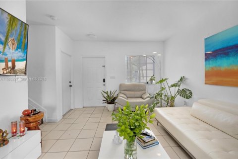 Adosado en venta en Cutler Bay, Florida, 3 dormitorios, 120.31 m2 № 2039306 - foto 27