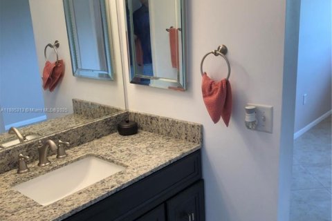 Condominio en alquiler en Pembroke Pines, Florida, 1 dormitorio, 95.97 m2 № 1933638 - foto 28