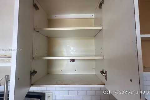 Condo in Miami Gardens, Florida, 1 bedroom № 1954173 - photo 8