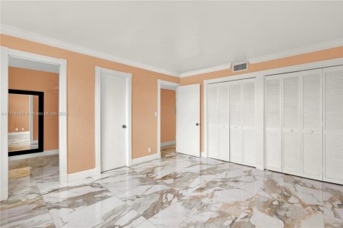 Condominio en venta en Hollywood, Florida, 1 dormitorio, 63.92 m2 № 1711531 - foto 15