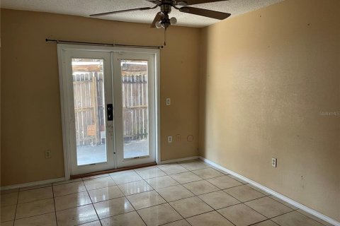 Commercial property in Kissimmee, Florida 6 bedrooms, 167.22 sq.m. № 2397043 - photo 8