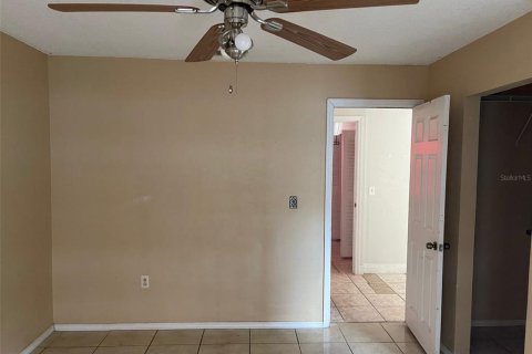 Commercial property in Kissimmee, Florida 6 bedrooms, 167.22 sq.m. № 2397043 - photo 11