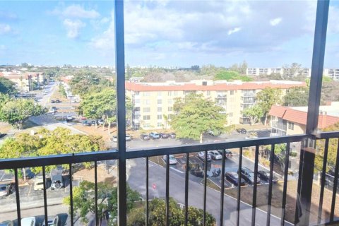 Copropriété à vendre à Lauderhill, Floride: 2 chambres, 94.39 m2 № 2046741 - photo 15