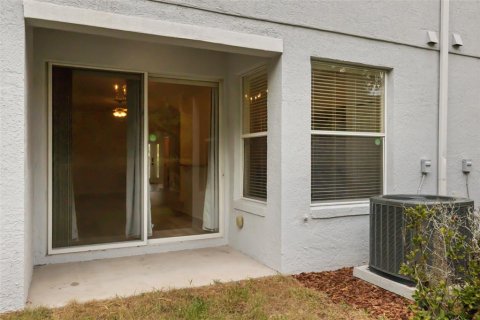 Townhouse in Altamonte Springs, Florida 3 bedrooms, 141.3 sq.m. № 2148144 - photo 24