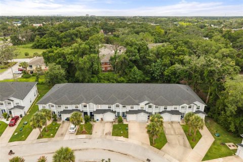 Townhouse in Altamonte Springs, Florida 3 bedrooms, 141.3 sq.m. № 2148144 - photo 28